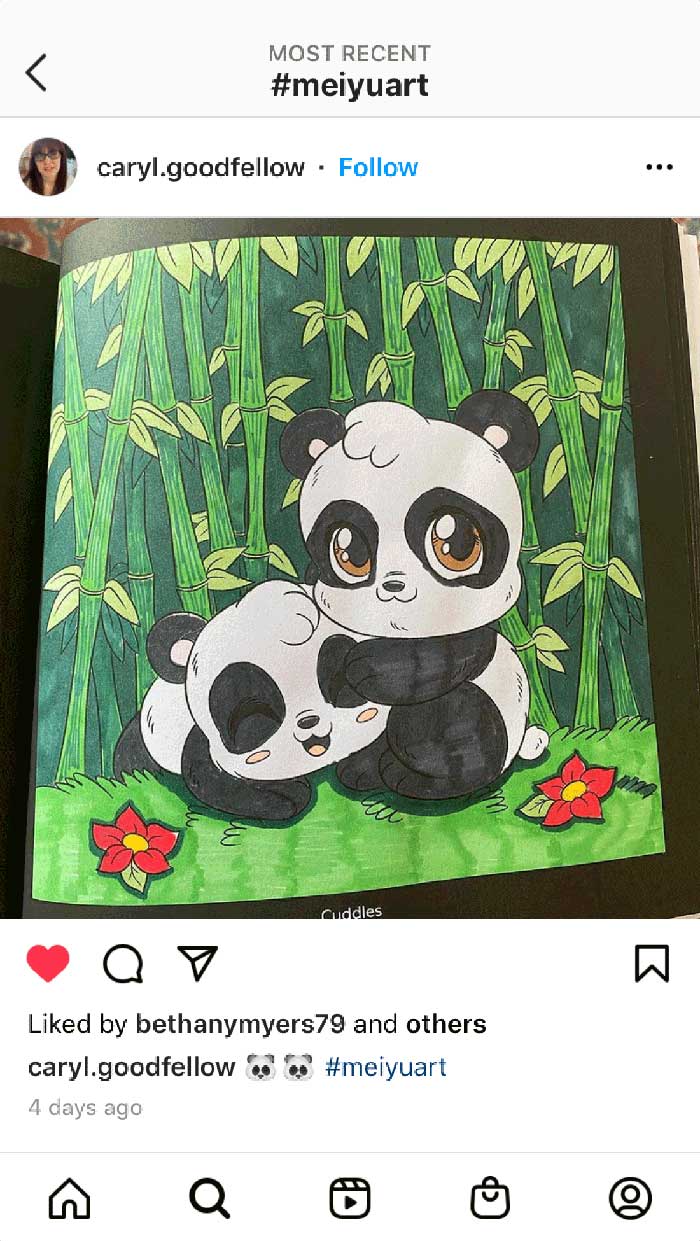 Fan coloring from Mei Yu's coloring books, featuring cute, playful pandas.